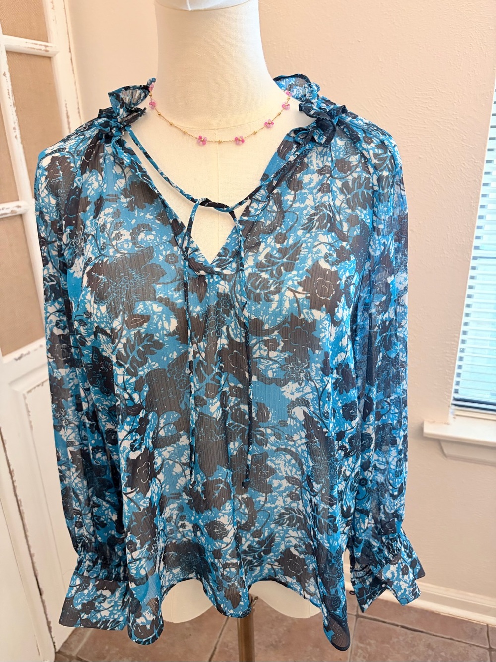 Anthropologie NWT Blue Floral Ruffle Tie-Neck Blouse Small